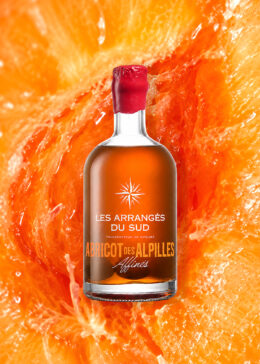 Rhum arrangé avec photo macro en fond